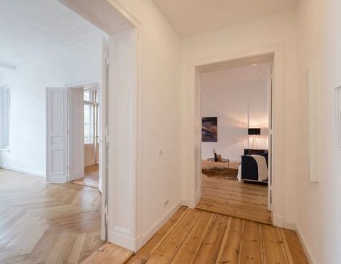 Address: Hasenheide 67 10967 Berlin Property description Well-Appointed Period Building on the Kreuzberg/Neukölln District Boundary Building Raised in 1901 in a style typical for Berlin, the combined residential/commercial period building at Hasenhei...