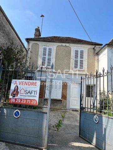 Located in Bray-sur-Seine, this house benefits from an ideal location in this charming town in the Île-de-France region. Schools, colleges and shops are within walking distance. Bus to Longueville or Montereau Faut Yonne stations. With a plot of 250 ...