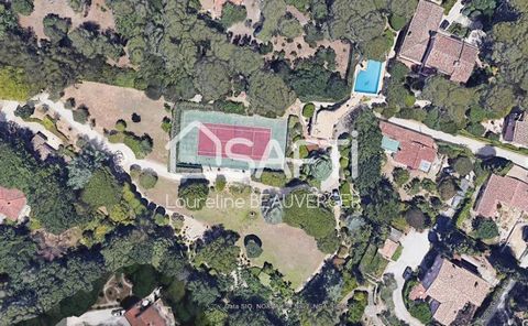 Domaine privé exceptionnel - Le Brusc - piscine - jacuzzi - tennis - parc paysager
