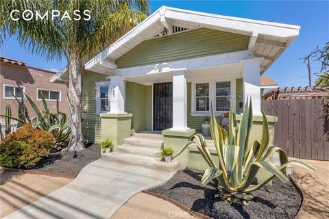 Welcome to your charming recently updated beach bungalow at 1641 East 10th Street in Long Beach. This classic Craftsman style residence, nestled on an R2 corner lot, offers a delightful blend of character and modern comfort. With 2 bedrooms + large d...