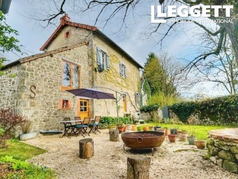 A28163JNK23 - A rare opportunity to purchase a beautiful country home with 4 bedrooms and a neighbouring, luxury 2 bedroom gite in a peaceful hamlet. Both houses were fully renovated in 2018, but date from the 1800s and both are a harmonious blend of...