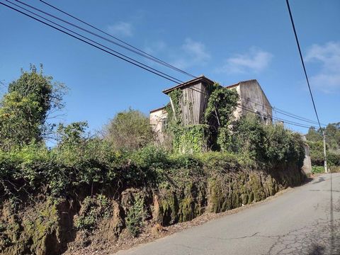A unique opportunity to acquire two properties for sale, located in Carvalhal, in Anta, Espinho, which combines the best of two worlds: - the tranquility of a countryside area; - and the location 5 minutes from Espinho, with quick access to all urban...