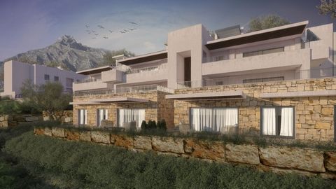New development, in the Sierra de las Nieves, on the slopes of La Concha, close to the Sierra Blanca Country Club resort, in an area of exceptional natural beauty with hundred-year-old forests and panoramic views of Marbella Bay and the great Istán r...
