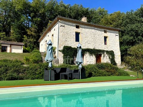 Dpt Gers (32), à vendre maison de caractère & de charme à 5 km de Saint-Clar avec piscine, sur terrain de 6 hectares