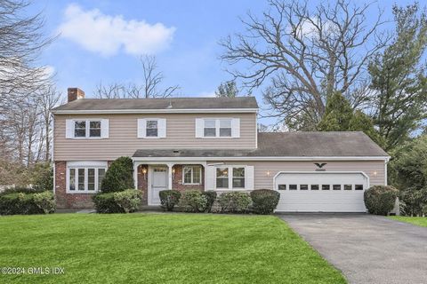 Introducing this exclusive three-bedroom, two-and-a-half-bathroom home, first time on the market, situated on almost half an acre just off Byram Shore Rd. Featuring a full walkout basement, this property offers ample space for expansion. With this un...