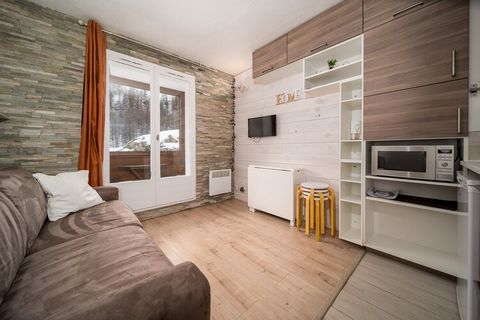 Diese studio in Allos mit hat eine Kapazität für 4 personen. Unterkunft Unterkunft hat 20 m² befindet sichgeschmackvoll ausgestattet und voll ausgestattete, Die Unterkunft befindet sich in der Nähe von direkt am skigebiet, mit Blick auf die Berge. Di...