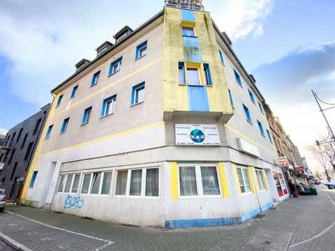 Zum Verkauf stehen vier Eigentumswohnungen in einem zentral gelegenen Mehrfamilienhaus mit insgesamt ca. 240 m² Wohnfläche. Die Wohnungen im 1. und 2. Obergeschoss sind jeweils 69 m² bzw. 71 m² groß, mit 3,5 Zimmern, einem Wohnzimmer, zwei Schlafzimm...