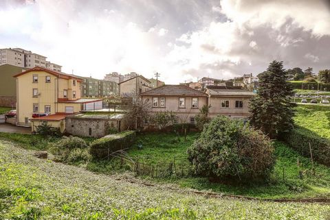 Detached house with garden in El Birloque. Are you looking for the tranquility of a country house without giving up the comforts of the city? This unique home in El Birloque combines privacy, space and a strategic location. Located next to the main a...