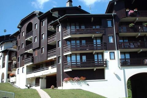 Dieses gem�tliche Apartment mit einem Schlafzimmer bietet Platz f�r bis zu 5 Gהste und bietet alle wesentlichen Annehmlichkeiten f�r einen komfortablen Aufenthalt. Es befindet sich im ersten Stock einer Residenz im Resort Morillon 1100 Les Esserts un...