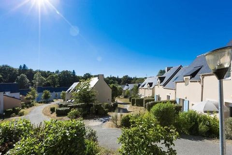 At the crossroads of the most prestigious places in Brittany, La Résidence Odalys Domaine de L'Emeraude welcomes you in one of its small houses divided into islets 500m from Tronchet, a charming little village located in the Malouin hinterland which ...