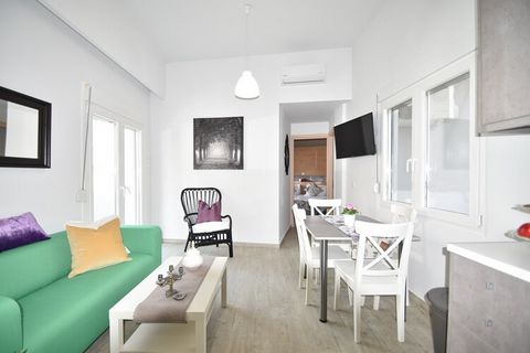 The apartment in Chania has 2 bedrooms and capacity for 4 persons. Accommodation of 79 m² cozy and is modern. The property is located 100 m sand beach 