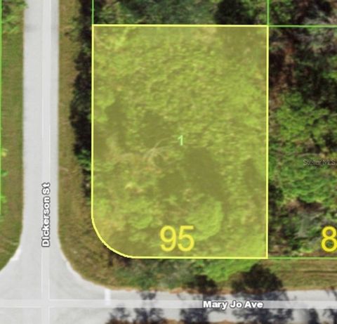 CORNER LOT! Great opportunity to build your new home in West Port Charlotte where new homes are being built. No gopher turtle or Scrub Jays on property. 95x125 this lot is bigger than your average lot in the area. Well and Septic needed