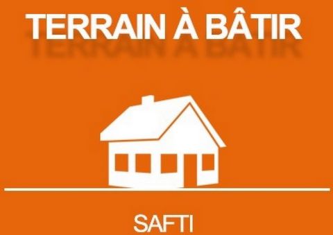 Vous rêvez de construire votre maison dans un cadre idyllique ? À Roubia, charmante commune de 530 habitants située dans l'Aude à 7 minutes de Lézignan-Corbières et 20 minutes de Narbonne, nous vous proposons plusieurs terrains à bâtir au sein d'un l...