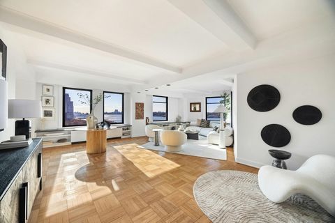 JUST LISTED! A prized offering of a grand, sky-high corner 8-room home with majestic panoramic views of the Hudson River, Riverside Park and the Manhattan skyline from almost every room, through massive wall-to-wall picture windows. A coveted line fo...