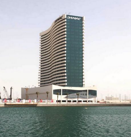 Appartamenti di lusso a Marina Bay, Al Reem Island – Abu Dhabi Marina Bay è un complesso residenziale situato sull'isola di Al Reem, un'isola moderna collegata al centro di Abu Dhabi. Affacciati sul canale, questi appartamenti sono progettati per uno...