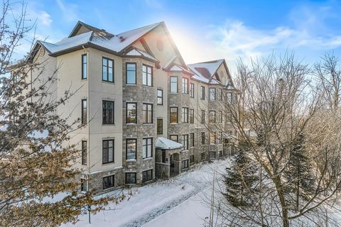 Come explore this stunning, spacious 1,101 sq. ft. condo in a sought-after area in Aylmer, Quebec! Just a 5-min drive to the Champlain bridge and Ottawa. Features 2 large bedrooms, and 1.5 bathrooms, a modern kitchen with quartz countertops, a large ...