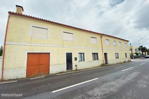 ¡Excelente oportunidad de inversión! Chalet de 3 dormitorios en Tamengos para rehabilitar, de 2 plantas, con enorme potencial para aquellos que buscan rentabilidad y flexibilidad. Con una ubicación privilegiada a tan solo 3 minutos de Curia, a 10 min...