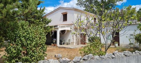 Location: Primorsko-goranska županija, Dobrinj, Kras. Detached house for sale on the island of Krk in a quiet location! The property is located in Kras and was built in 1995. It is located in a quiet location at the end of the village, surrounded by ...