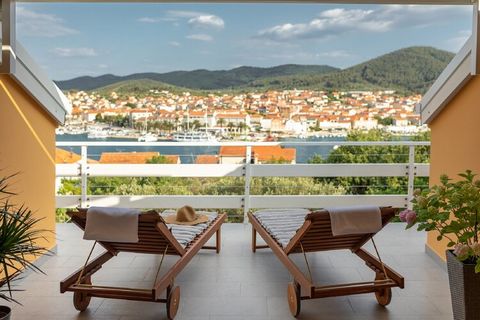 Apartment Dragojevic is situated in a small coastal town of Vela Luka on Island of Korčula. The property offers air-conditioned accommodation with furnished Terrace and breathtaking view of the Adriatic sea. Free WiFi is provided. Free private parkin...