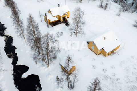 Cette charmante maison individuelle, testée en termes de condition physique, est située au bout de la route près de la rivière Seal. Dans la cour du bâtiment économique où se trouvent une salle d’été, des rangements, un hangar en bois et une salle d’...