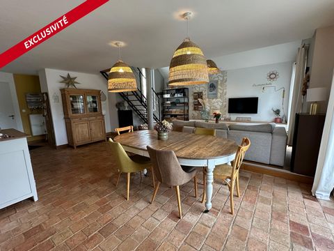 MAISON 5 CHAMBRES- PISCINE- JARDIN