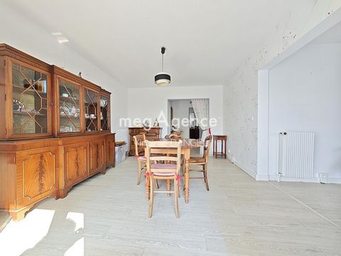 Charmant T3 traversant, lumineux, à deux pas du port