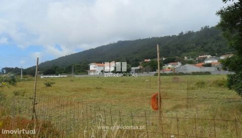 Spectacular land with about 3327m². Great sea views. Good hits. Good deal for investors. Ref.:VCM12219 ENTREPORTAS Founded in 2004, the ENTREPORTAS group with more than 15 years, is a leader in real estate mediation in the markets in which it operate...