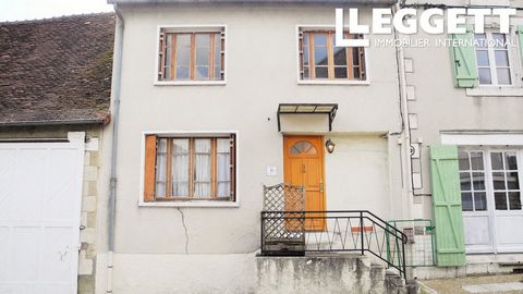A21211NAL36 - 3 bedroom village house to finish restoring in Prissac. 15 minutes from A20 motorway with easy access to Limoges airport. Information about risks to which this property is exposed is available on the Géorisques website : https:// ...