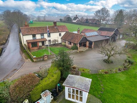 Character Property with Land. Whether your aspirations involve accommodating horses, pursuing hobbies which require a generous plot, or immersing yourself in ambitious horticultural efforts, this fantastic rural family home delivers. This detached ch...