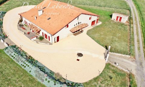 Dpt Lot et Garonne (47), à vendre MARMANDE maison P6 de 451 m² - Terrain de 4 464,00 m²