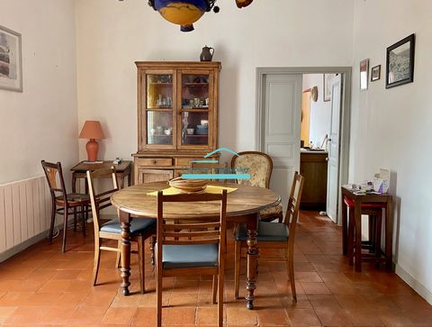 Unique Cervioni: House composed of two two-room apartments that combine charm and traditional architecture. The property consists of two T2 apartments (43 m2 and 35 m2) offering flexibility and opportunity for rental income, or the possibility of joi...