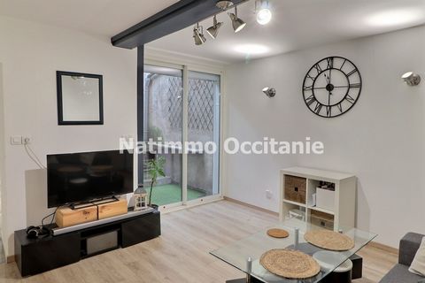 Het makelaarskantoor Natimmo Occitanie presenteert te koop een prachtig huis van 104m2 woonoppervlak op een perceel van 45m2. Dicht bij alle voorzieningen, vervoer en scholen in het centrum van Castres. Er is geen werk te verwachten, het is een heel ...