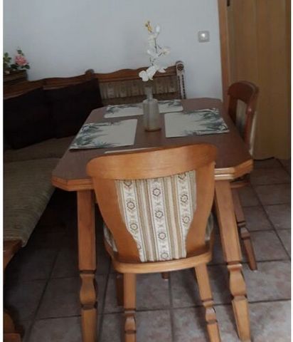 Welcome In the Müller family in Bad Münstereifel - Iversheim. You live in a modern and comfortably furnished holiday home. Our guest house is approximately 85 m² and divided into two floors. It is generally designed for 3 people, but can be used for ...