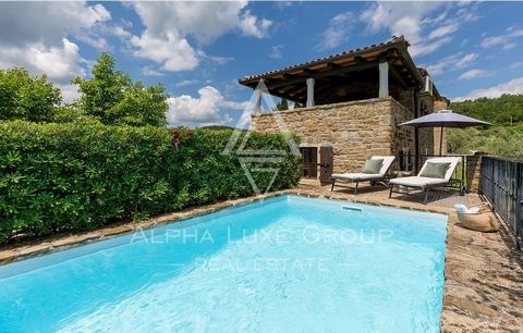 Buzet, Istria: Detached stone house with pool For sale in Buzet, Istria, this detached stone residence stands as a testament to authentic Istrian architecture, nestled amidst the serene and picturesque olive groves. Crafted from traditional Istrian s...
