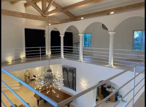 Dpt Bouches du Rhône (13), à vendre AIX EN PROVENCE maison P10 de 410 m² - Terrain de 4 350,00 m²