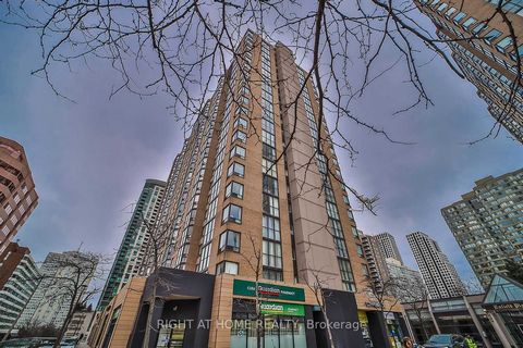 -Welcome To This Beautiful Sunny Unit That Has Been Tastefully Upgraded!Spacious Condo With ALL UTILITIES INCLUDED! Main Fee Includes: High Speed Bell Internet/Cable,Electricity,Water, Heat & CAC! This South Facing, Sun-Filled Condo Features A Large ...