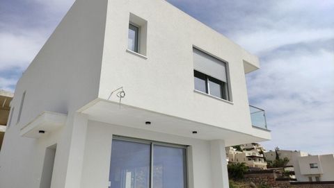 Located in Paphos. LUXURY THREE BEDROOM VILLA WITH UNOBSTRUCTED SEA VIEWS!!! This luxurious villa is located in Chloraka, Paphos En-suite bedroom.and a covered parking. The internal area of this property is 144 square meters. There are covered verand...