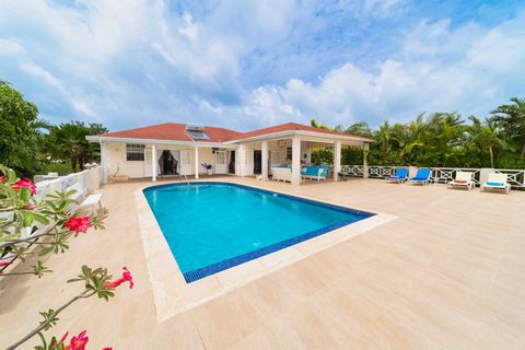 Located in St. Peter. Homelea is a beautiful 3 bedroom villa, located in the desirable community of Colleton Gardens, just below Colleton Great House and a stone's throw from the historic Speighstown. The villa is an open plan Caribbean style propert...