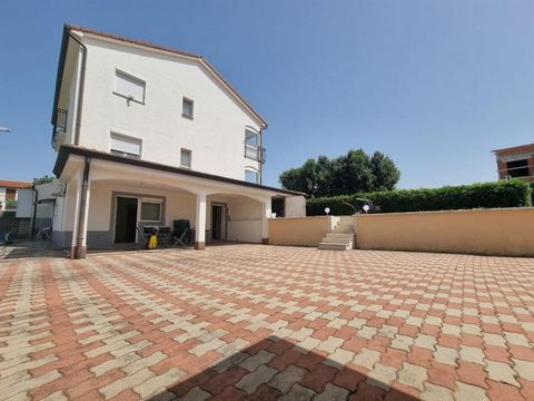 Apart-house in Porec just 4 km from the sea! Total area is 360 sq.m. Land plot is 796 sq.m. House is sub-divided into 6 rental apartments of diverse capacity. It can accomodate up to 25 people. Spacious parking belongs to the property. There is a pos...
