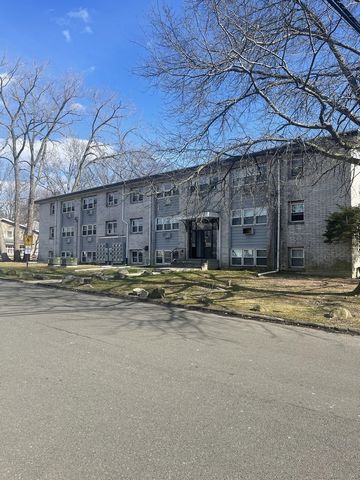 78 Homeside West Haven is a 22 unit apartment building located just minutes from UNH and the VA Hospital. Building features: Eight- 2 Bed, Twelve- 1 Bed, Two- 3 Bed Off street parking lot On-site Laundry Basement System Unit features: - Updated kitch...