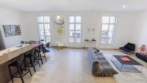 Our Agency offers for sale a very high standard Bourgeois Apartment on the 1st floor of a Hausmanian type building with elevator - It is located in one of the most beautiful addresses in the very beautiful historic city center of PERPIGNAN: on Boulev...