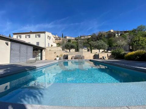 Bédoin area - Mont Ventoux A virtual tour is available in our website. On a very popular perched village near Mont-Ventoux. Charming and comfortable 240 square meters traditional property made with quality materials on a 1970 sqm wooded and landscape...
