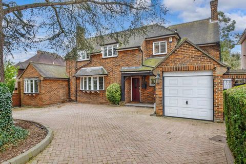 About this property:   Situated a short walk from Chigwell station and the excellent rated Chigwell School is this substantial detached house.   The house has an abundance of kerb appeal when you first pull up, with an attractive gated carriage drive...