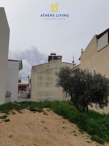 For sale, Land plot Within Building plan, in Gerakas. The Land plot is Εven and Βuildable, For development, Flat, it has 12,2 m. facade length, 20,9 m. depth, the building factor is 0,8 and the coverage ratio is 0,6%. The maximum building allowance i...