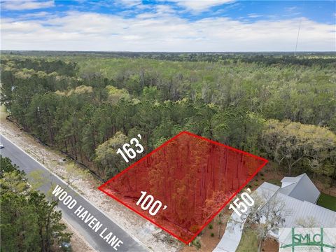 Now is your opportunity to own one of the few remaining Custom homesites in The Reserve at Savannah Quarters! This beautiful .36 Acre homesite is draped in a canopy of live oaks and an incredible nature preserve view for your backyard. Dimensions: Fr...