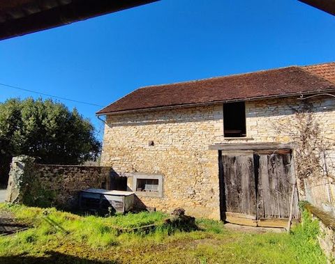 I offer you, EXCLUSIVELY, ideal for lovers of renovation projects this stone barn of 64 m² on the ground on two levels with possibilities of transformation into a dwelling Urban planning certificate in progress on an enclosed plot of 164m², for a bud...
