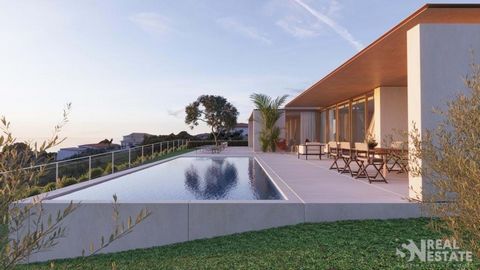Located in Calheta. Discover the epitome of luxury with this exclusive 3 bedroom villa, under construction, located in the stunning parish of Estreito da Calheta. With an unrivalled emphasis on quality and elegance, this property redefines the standa...
