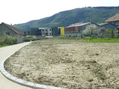 Terrain à bâtir à vendre - LA BIOLLE (73410) Sur la commune de La Biolle, dans un futur lotissement de 4 lots .