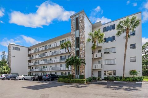 Welcome to Ironwood, this is a highly sought after end unit on the 4th floor. THIS BUILDING IS ALL AGES, and the community is very well maintained for golf and recreational active lifestyle if you choose, or enjoy some time by the pool, there are man...