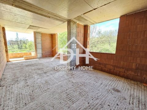 Property number 1644 Properties Dreamy Home presents to you a two-bedroom apartment in a new residential building in the town of Dreamy Home. Kardzhali, Vazrozhdentsi. It consists of an entrance hall, a living room with a kitchenette, two bedrooms, o...